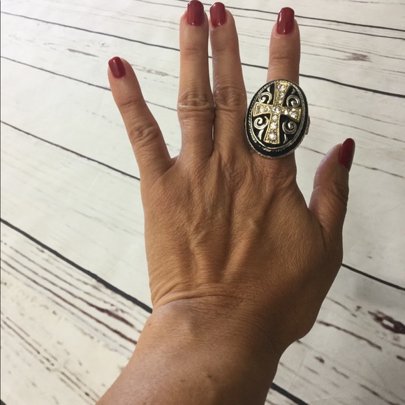 Stretch Cross Fashion Ring - Picture 2 of 5